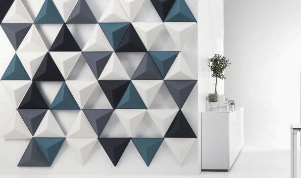 Tri Prism in real space / project shot